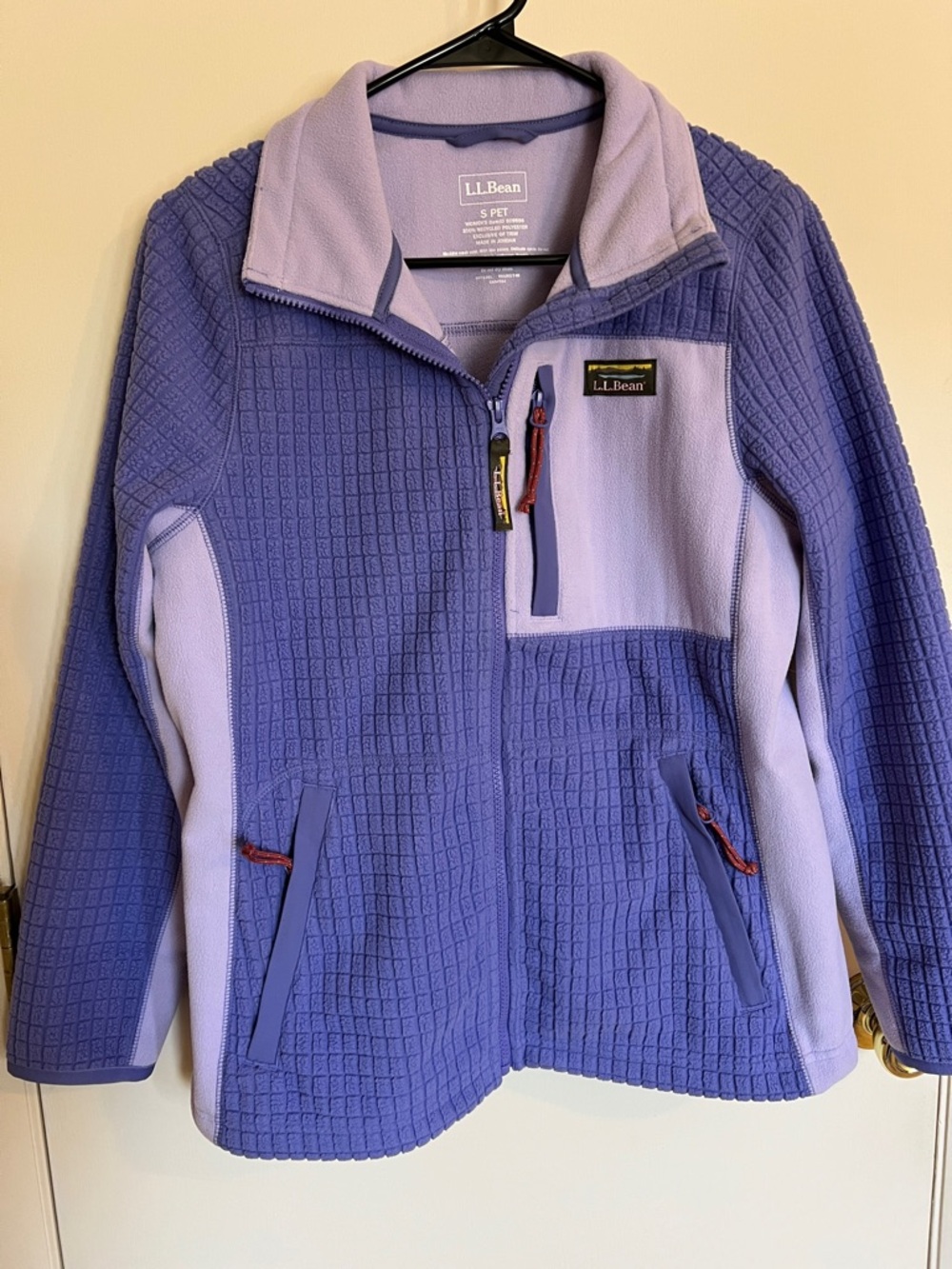 L.L. Bean Mountain Classic Women’s Windproof Fleece Jacket